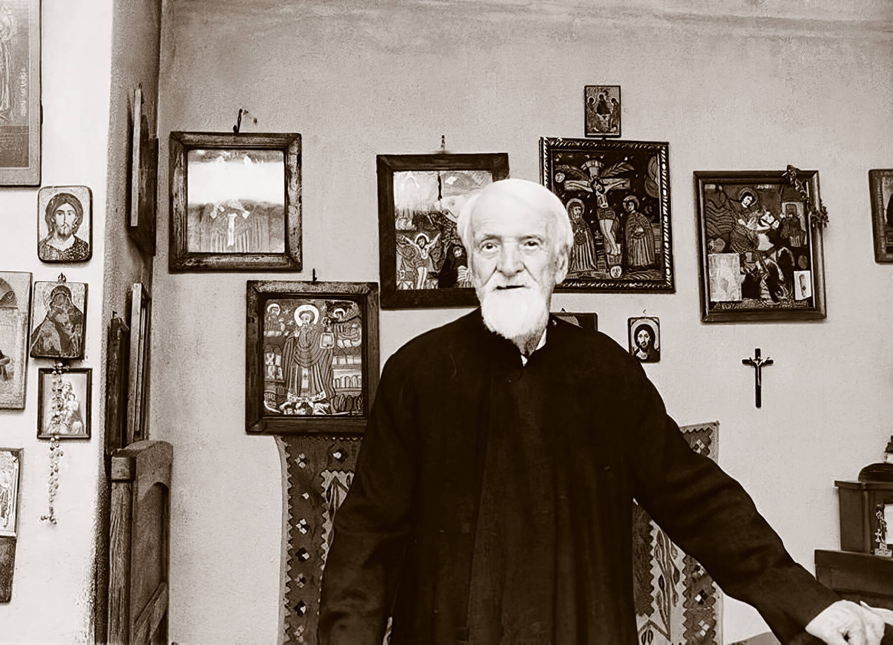 Pr. Dumitru Stăniloae.